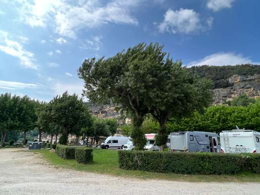 Added a photo to a location