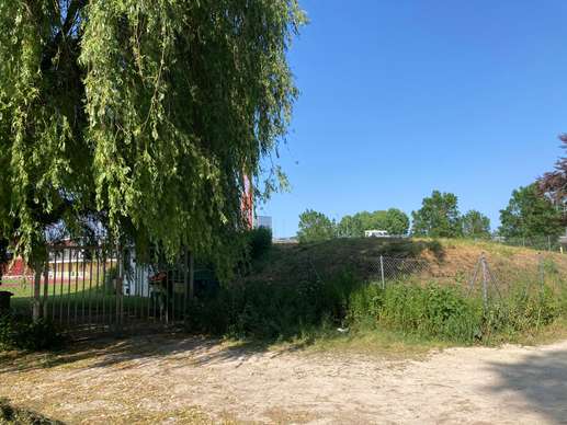 Einem Ort wurde ein Foto hinzugefügt