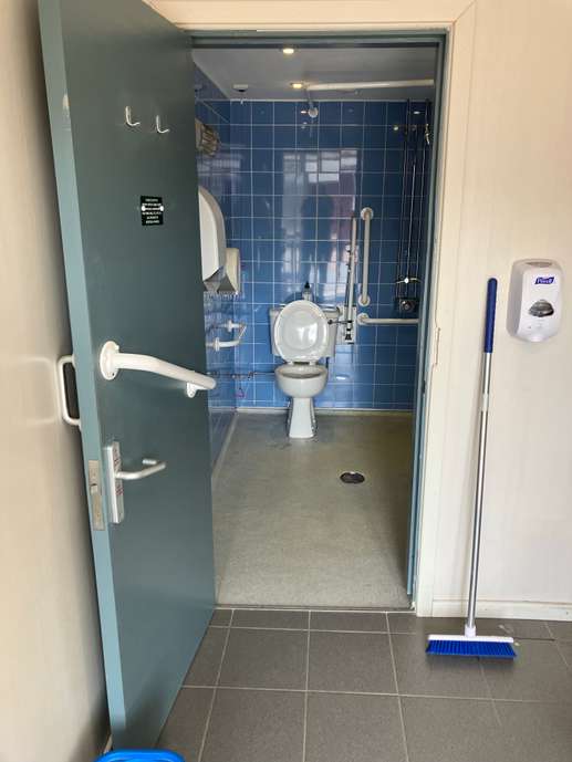 Einem Ort wurde ein Foto hinzugefügt
