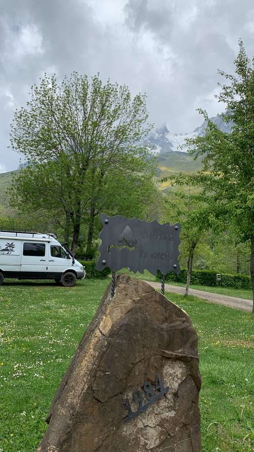Einem Ort wurde ein Foto hinzugefügt