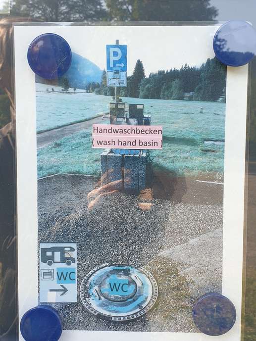 Einem Ort wurde ein Foto hinzugefügt