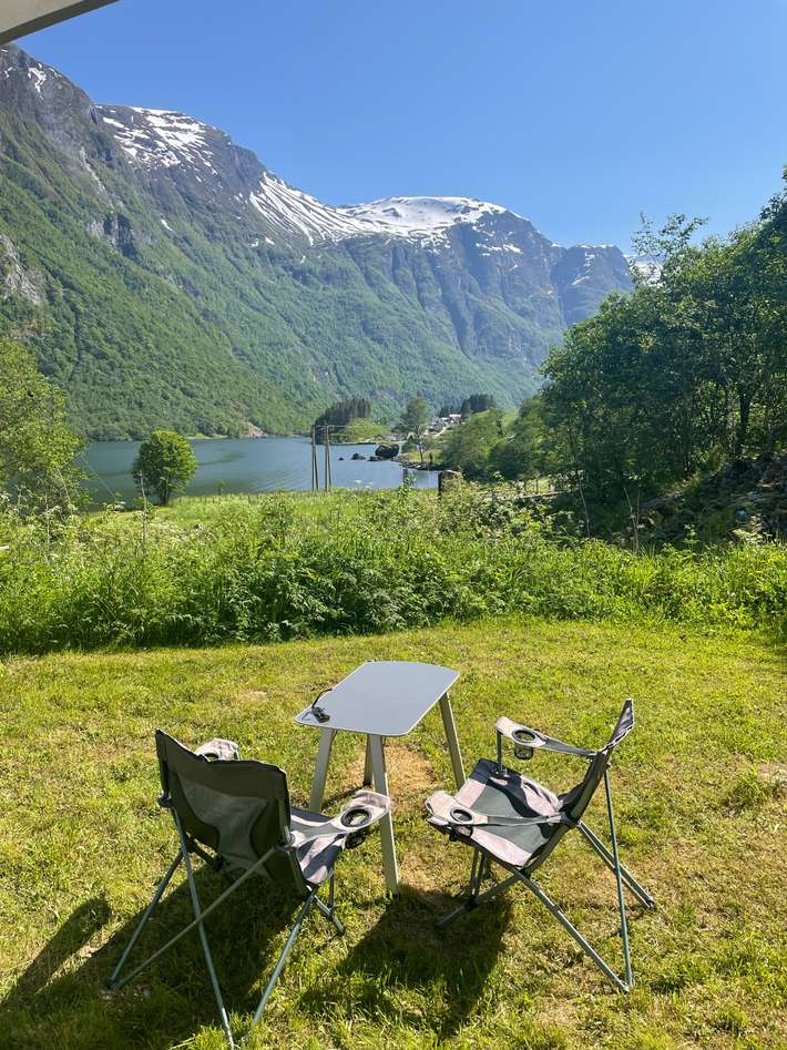 Kleiner Campingplatz in Bakka