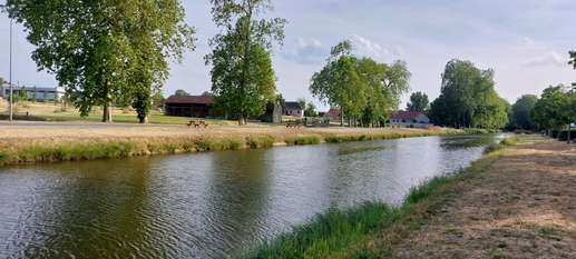 Added a photo to a location