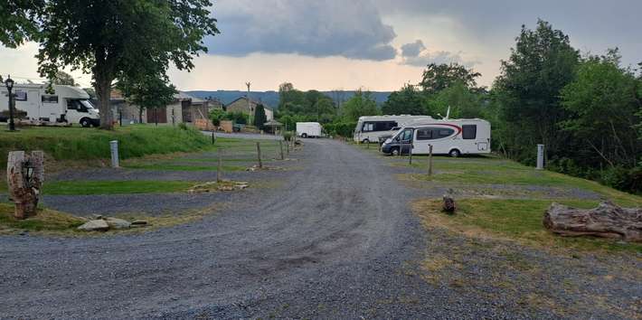 Aire de Camping Car Le Palis