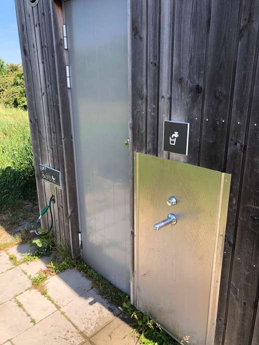 Einem Ort wurde ein Foto hinzugefügt