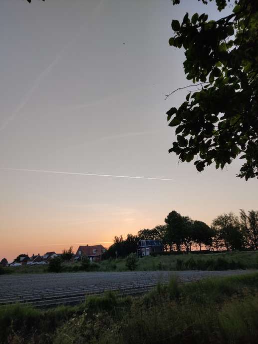 Einem Ort wurde ein Foto hinzugefügt
