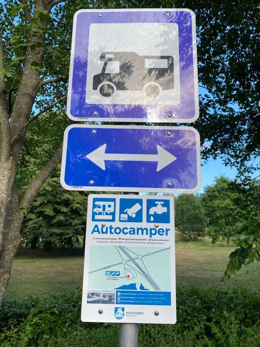 Einem Ort wurde ein Foto hinzugefügt