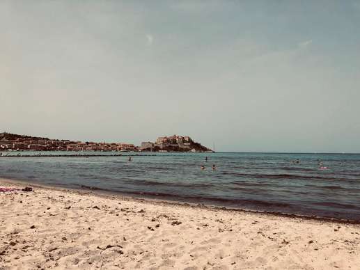Added a photo to a location