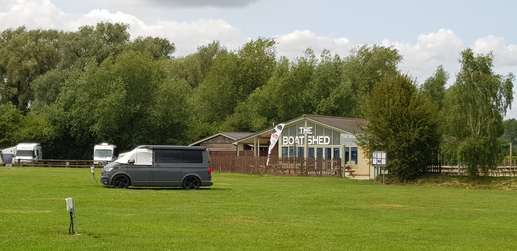 Einem Ort wurde ein Foto hinzugefügt