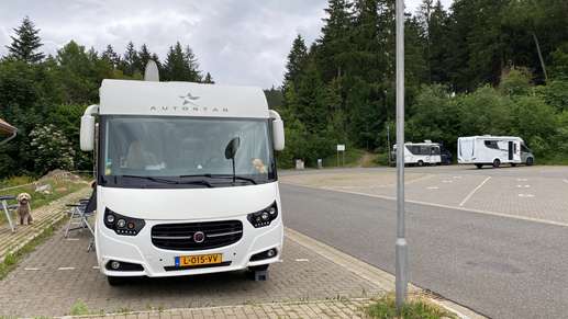 Einem Ort wurde ein Foto hinzugefügt
