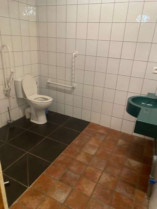 Einem Ort wurde ein Foto hinzugefügt