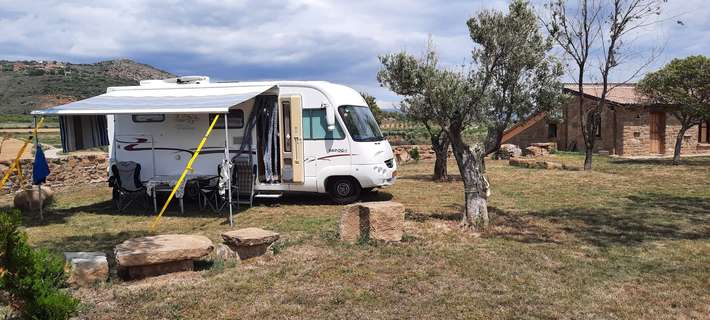 Aparcamiento en el Refugio el Pajar