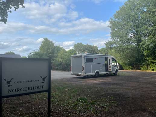 Een foto toegevoegd aan een locatie