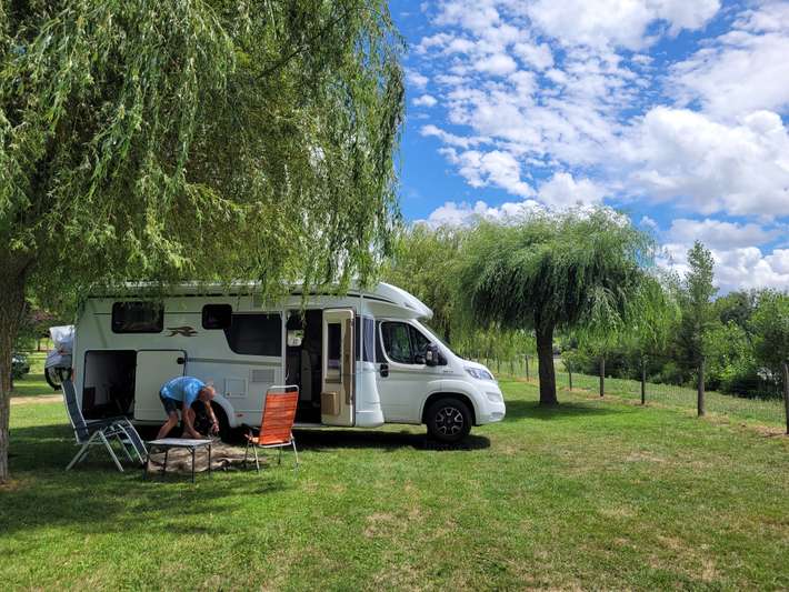 Aire de Camping-Car Marmagne