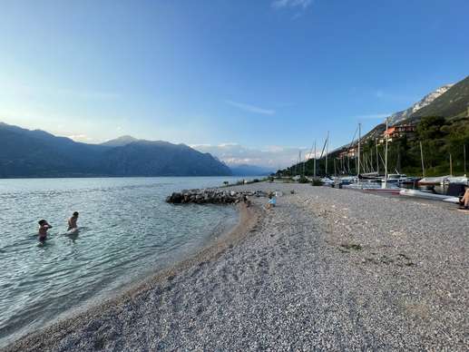 Aggiunta una foto a una posizione