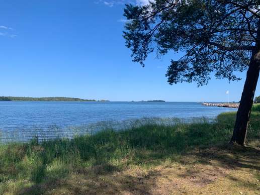 Added a photo to a location