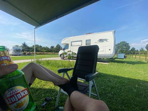 Einem Ort wurde ein Foto hinzugefügt