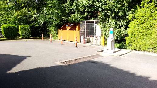 Added a photo to a location