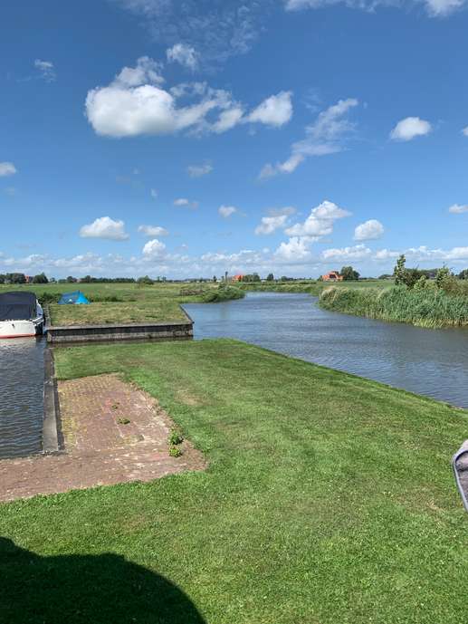 Added a photo to a location