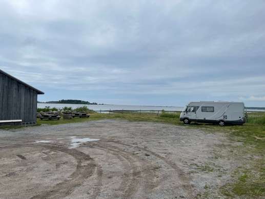 Added a photo to a location