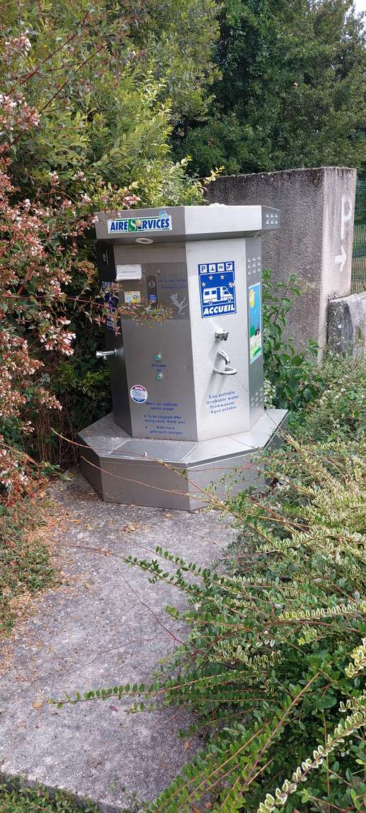 Einem Ort wurde ein Foto hinzugefügt