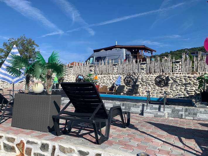 Camping Picnic Merisor
