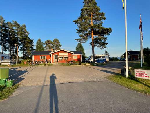 Added a photo to a location