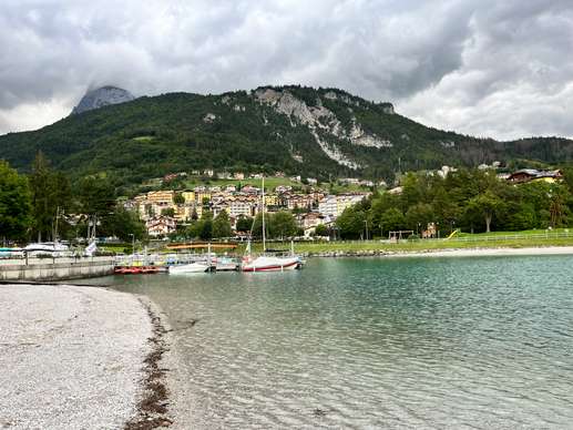 Added a photo to a location
