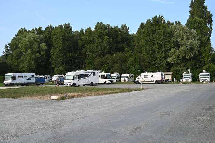Aire Camping-Car St-Georges-sur-Cher