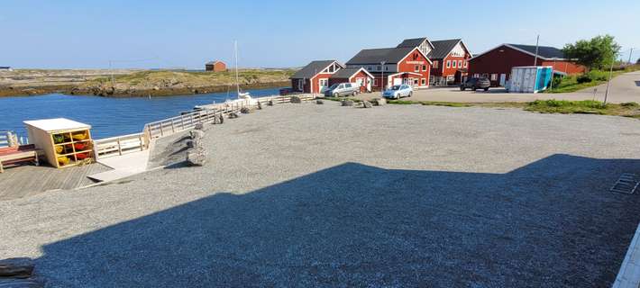Lovund Gjestehavn