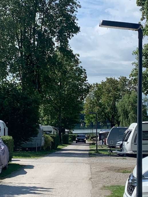 Einem Ort wurde ein Foto hinzugefügt