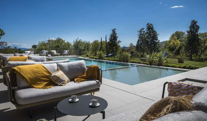 Floria Glamping Garden