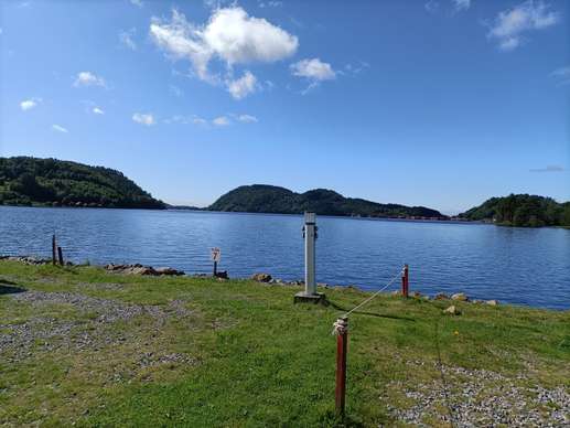 Added a photo to a location