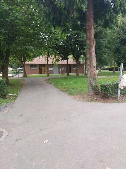 Einem Ort wurde ein Foto hinzugefügt