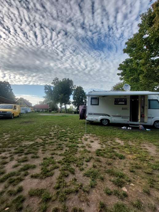 Einem Ort wurde ein Foto hinzugefügt