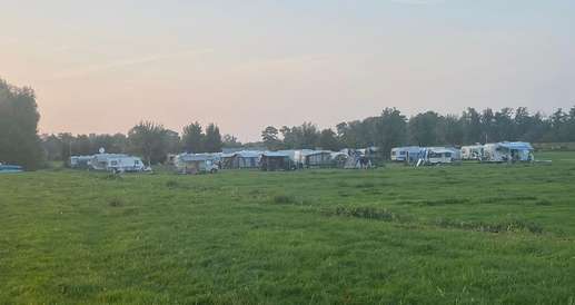 Einem Ort wurde ein Foto hinzugefügt