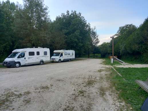 Een foto toegevoegd aan een locatie