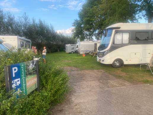 Een foto toegevoegd aan een locatie
