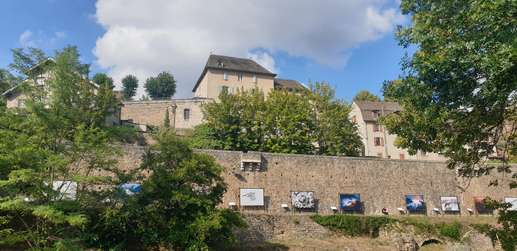 Added a photo to a location