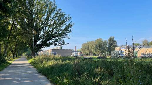 Added a photo to a location