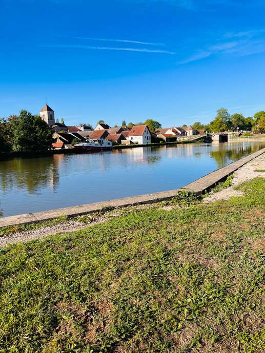 Added a photo to a location