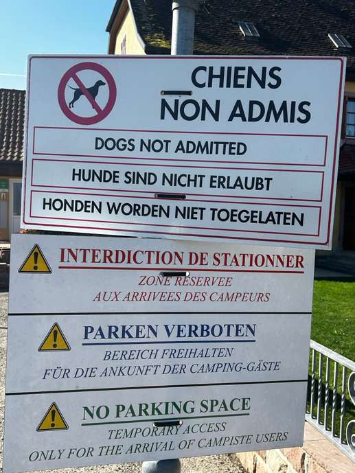 Einem Ort wurde ein Foto hinzugefügt