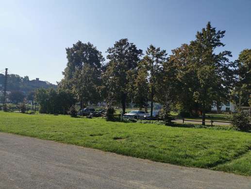 Einem Ort wurde ein Foto hinzugefügt