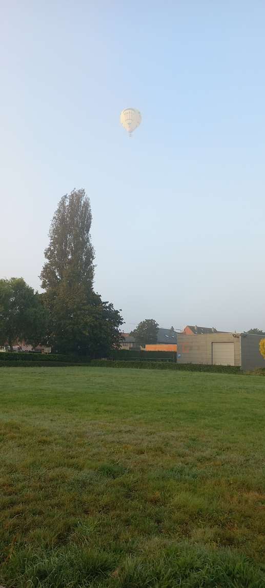 Einem Ort wurde ein Foto hinzugefügt