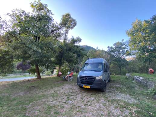 Added a photo to a location