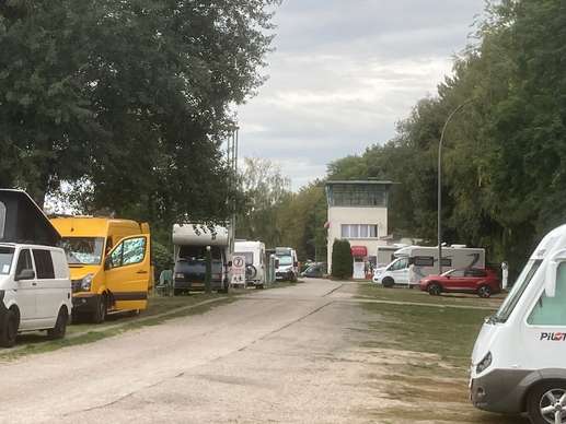 Einem Ort wurde ein Foto hinzugefügt
