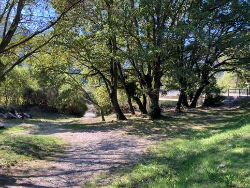 Added a photo to a location