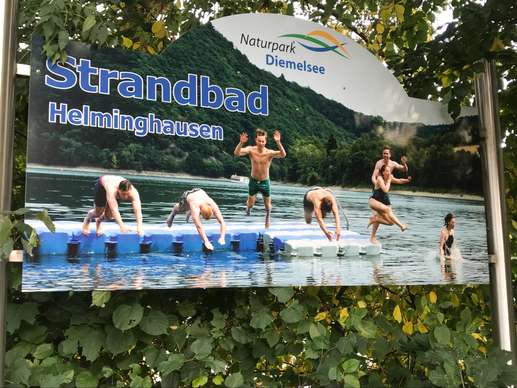 Einem Ort wurde ein Foto hinzugefügt