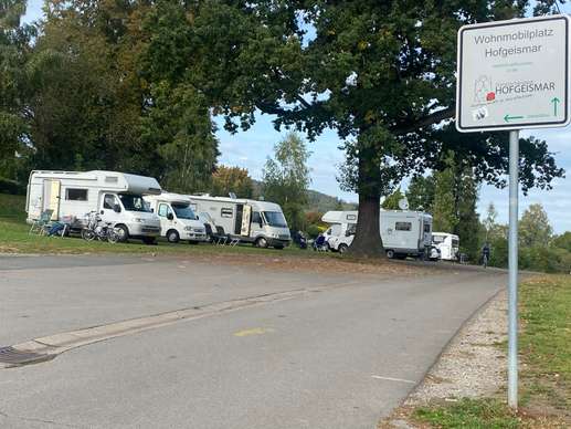 Einem Ort wurde ein Foto hinzugefügt
