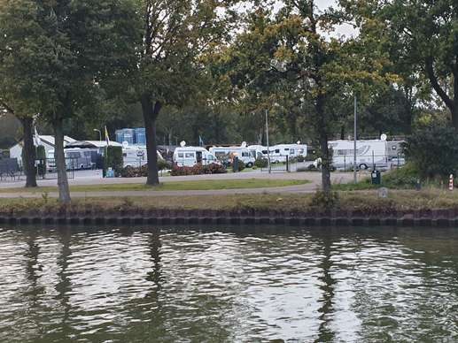 Een foto toegevoegd aan een locatie